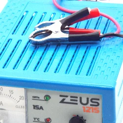 Зарядное устройство ZEUS 1215 12В 15А (автомат.) Фото 1